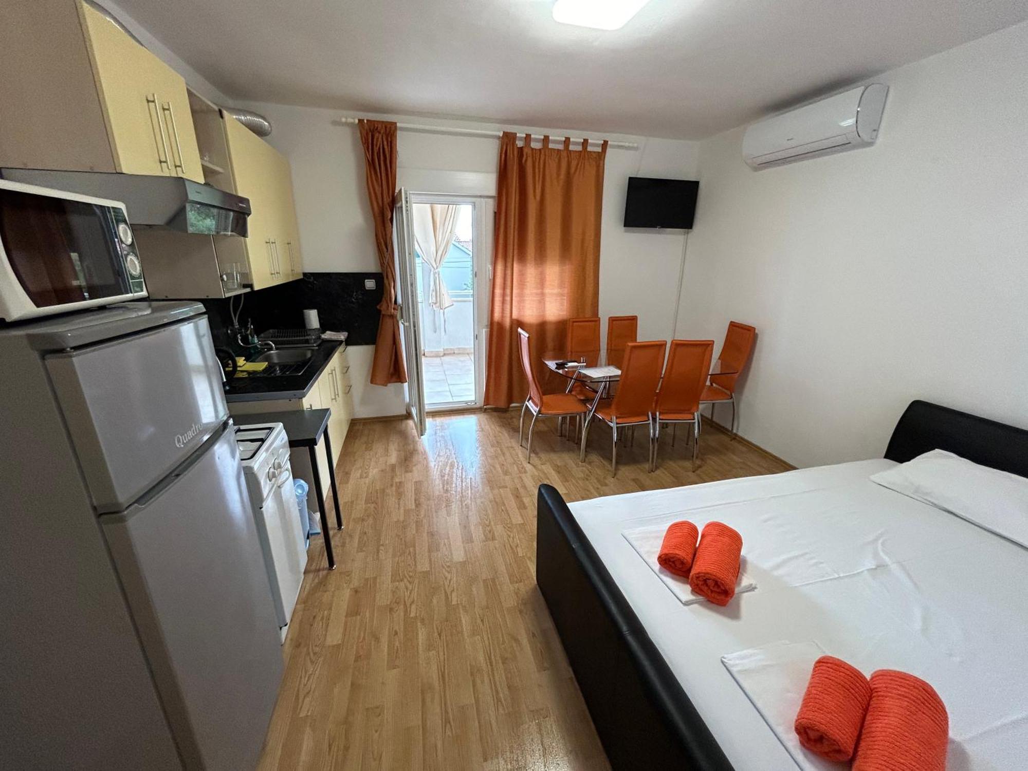 Kilic Apartments โตรกีร์ ภายนอก รูปภาพ