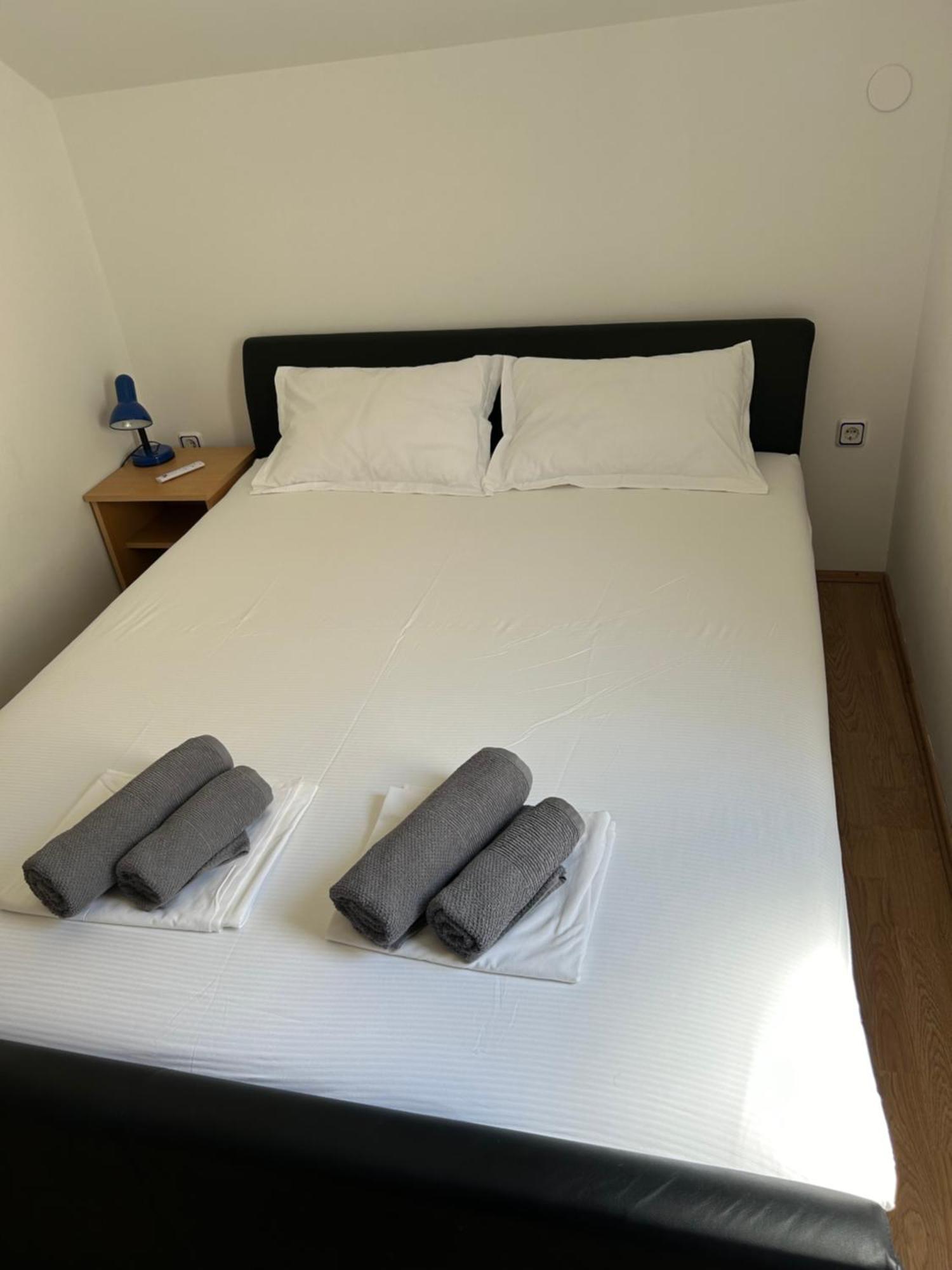 Kilic Apartments โตรกีร์ ภายนอก รูปภาพ